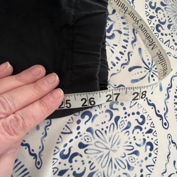 Men’s Uniqlo Black Cargo Pants Size Small 27-30” - Picture 4 of 4